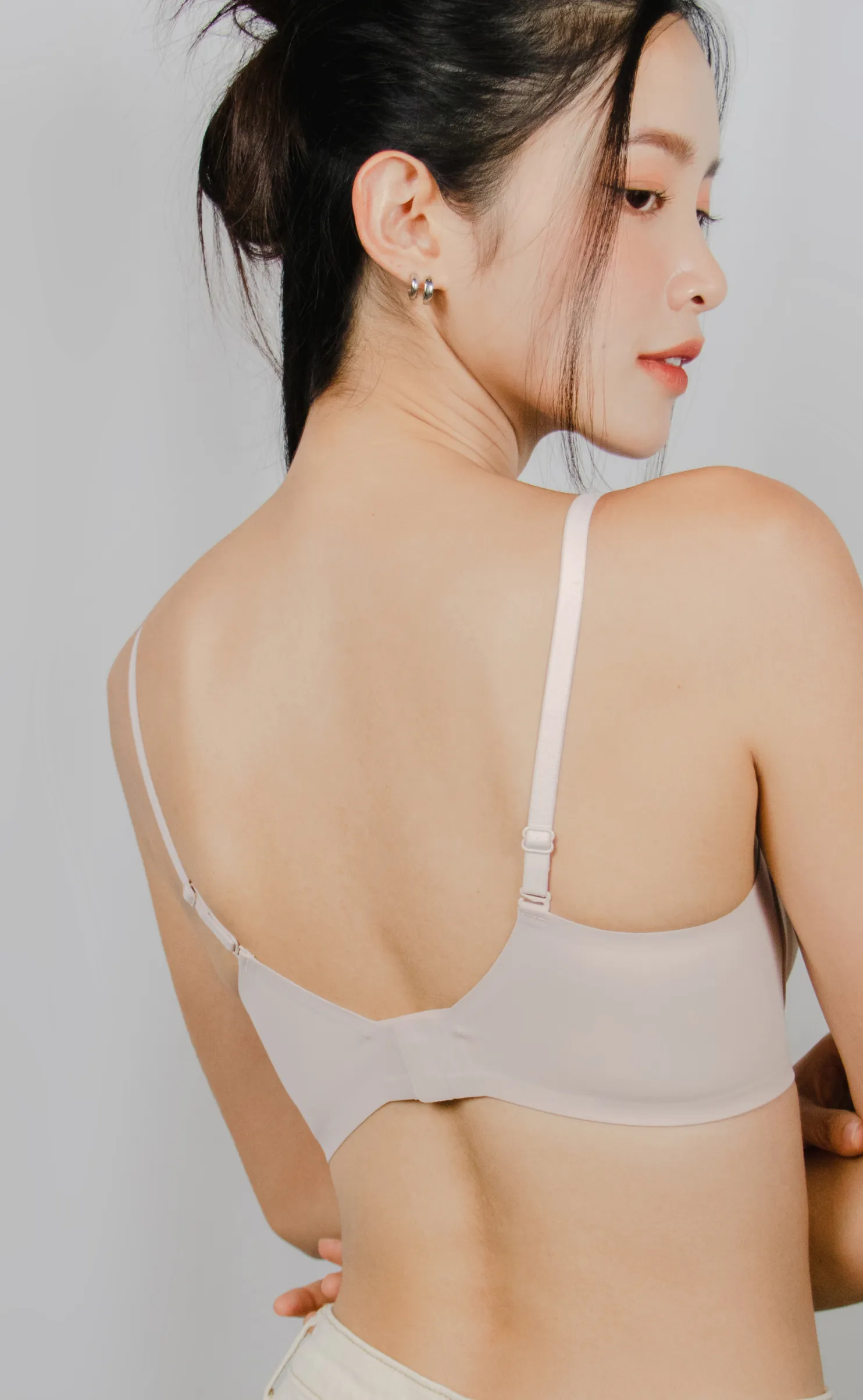 Basis-U • Shaping Seamless Bra