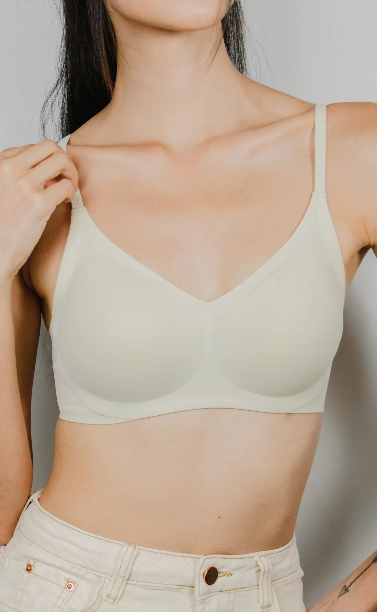 Basis-U • Shaping Seamless Bra