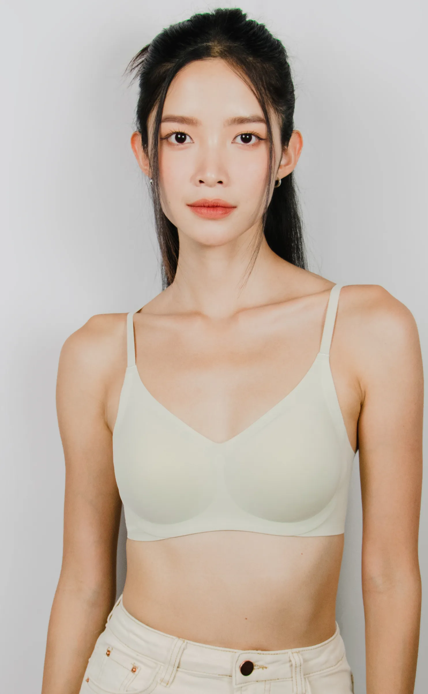 Basis-U • Shaping Seamless Bra
