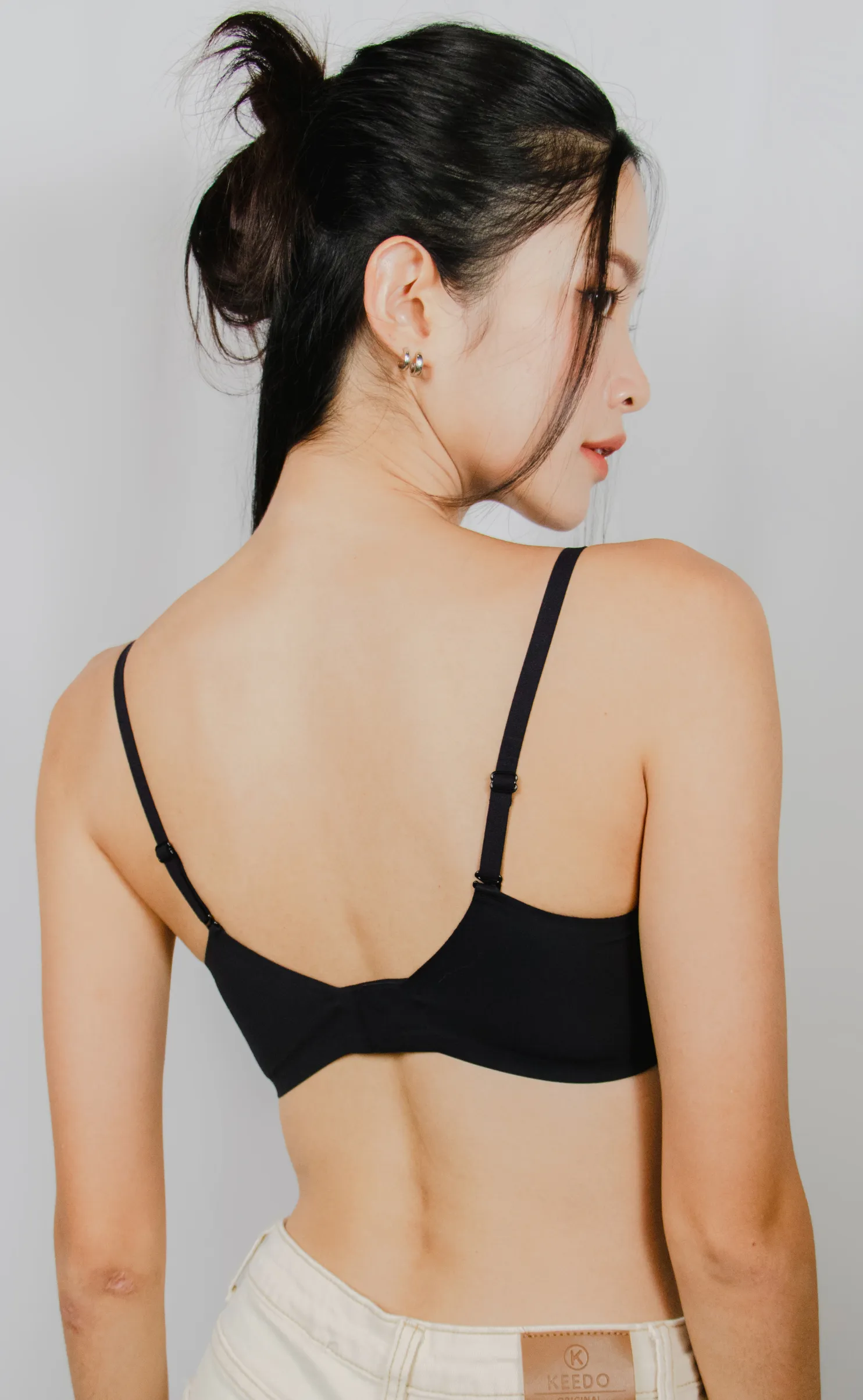 Basis-U • Shaping Seamless Bra