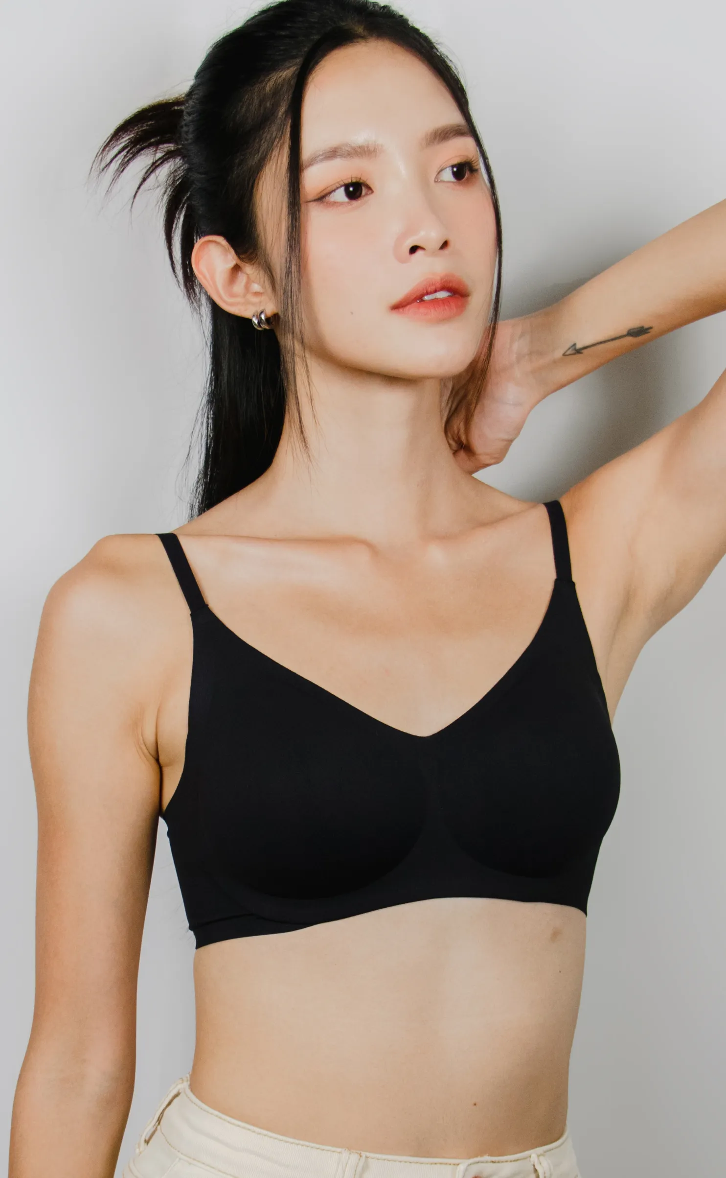 Basis-U • Shaping Seamless Bra