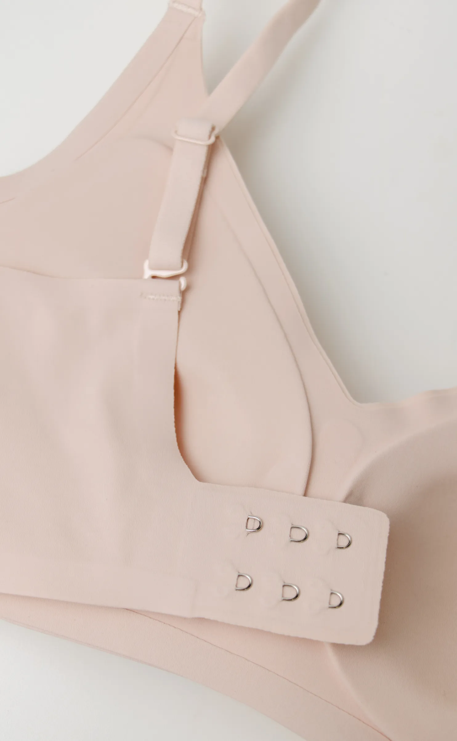 Basis-U • Shaping Seamless Bra
