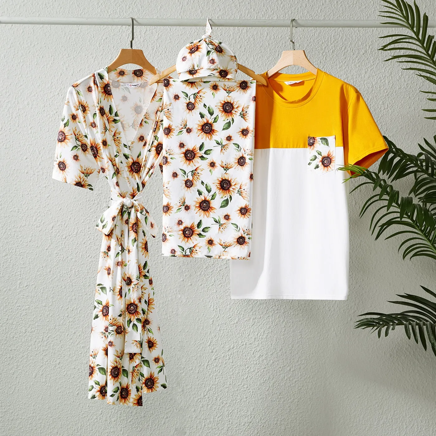 Family Matching Set Allover Half-sleeve Belted Robe and Swaddle Blanket or Cotton Short-sleeve Sets